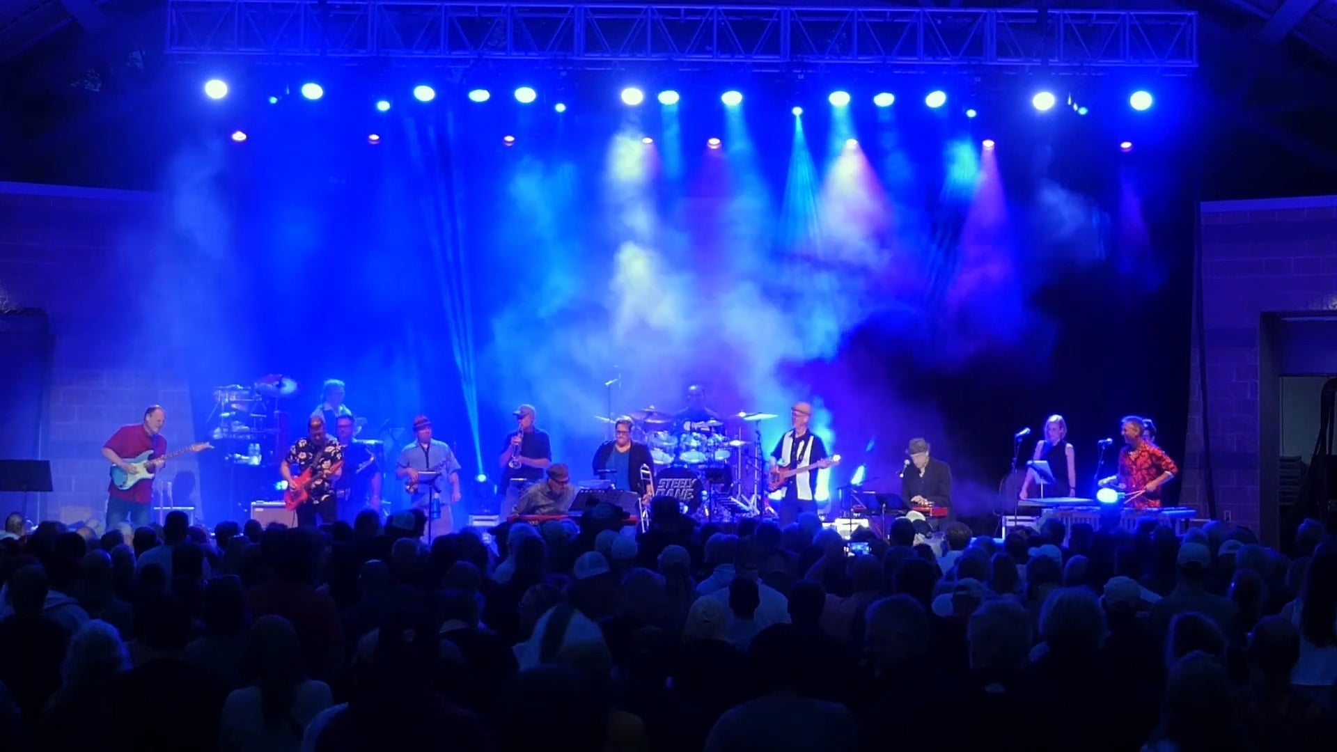 Par lights in a live performance