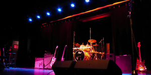 Comment fonctionnent les projecteurs de scène à LED RVB ?