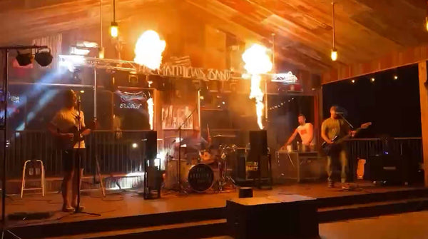 Zac Matthews Band erhellt ein spektakuläres Konzert
